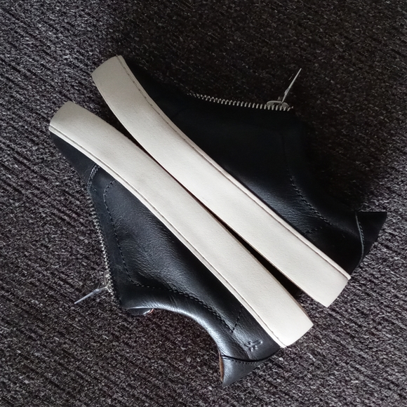 🖤Frye🖤 - "Lena" Leather Sneaker - Picture 7 of 15